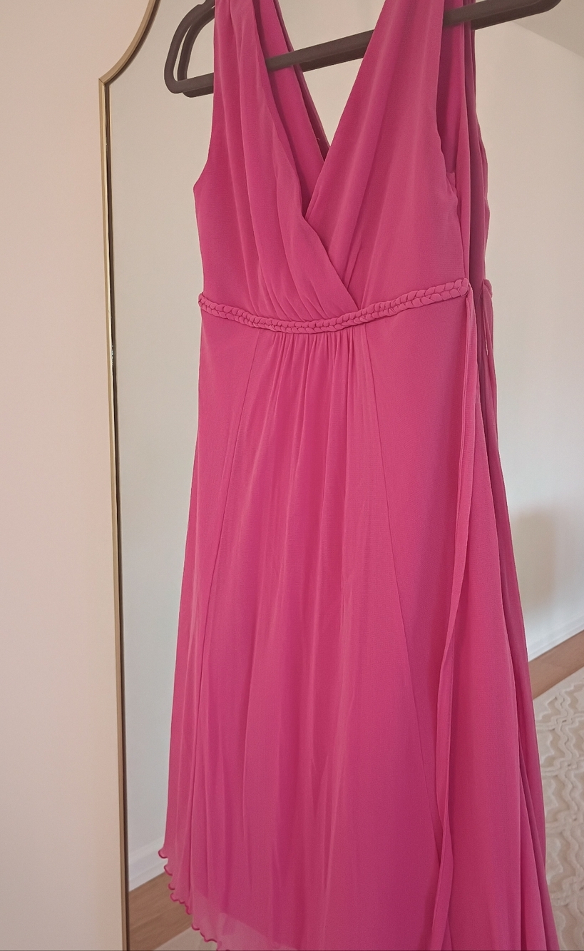 Sleeveless V-Neck Pink Dress